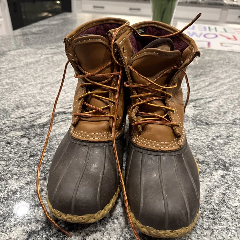 L.L.Bean Bean Boots Women's 10 Brown Duck Boots Lace Up Rubber‎ Rain Snow